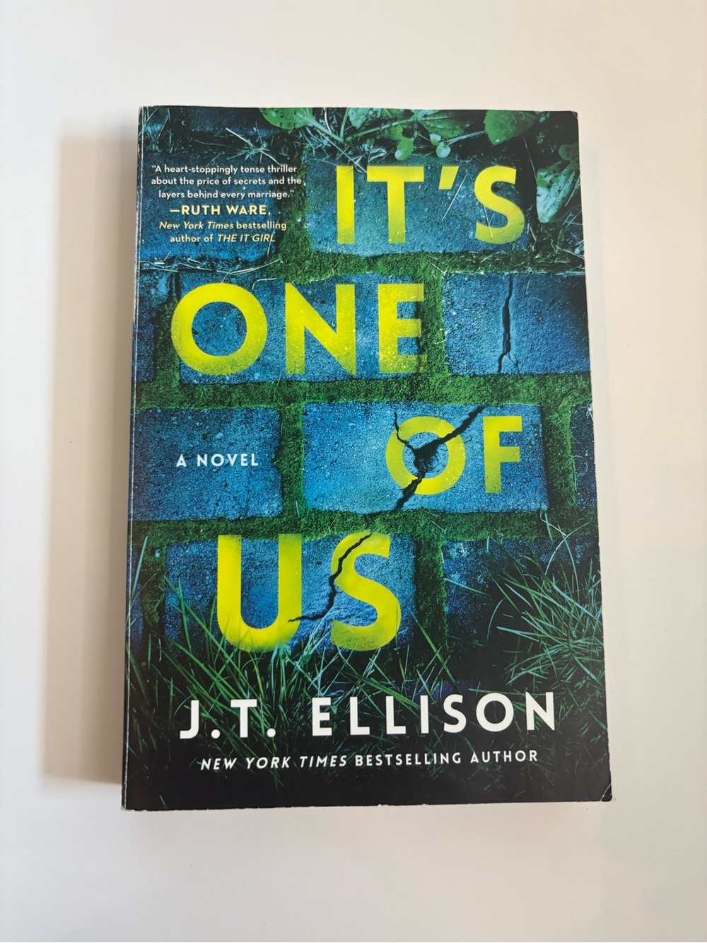 3/$20 It's One of Us by J.T. Ellison - Blue & Green Paperback Novel